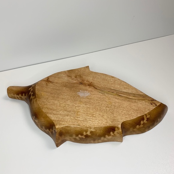 Fall Leaf Mango Wood Serving Tray - Picture 4 of 6